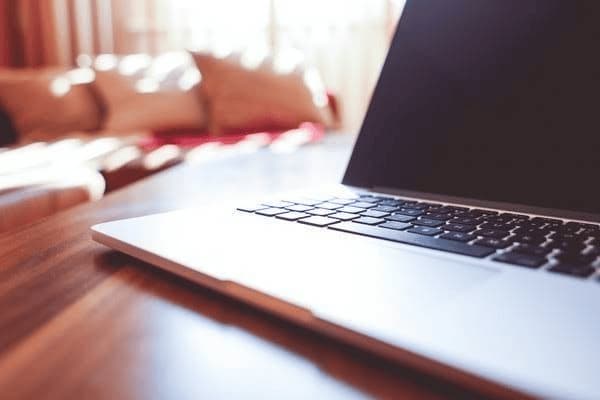 喉咙沙哑一天吃什么药，喉咙沙哑一天吃什么药好