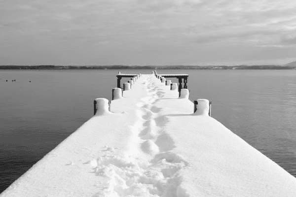 手为什么比别人容易出汗，手为什么比别人容易出汗呢