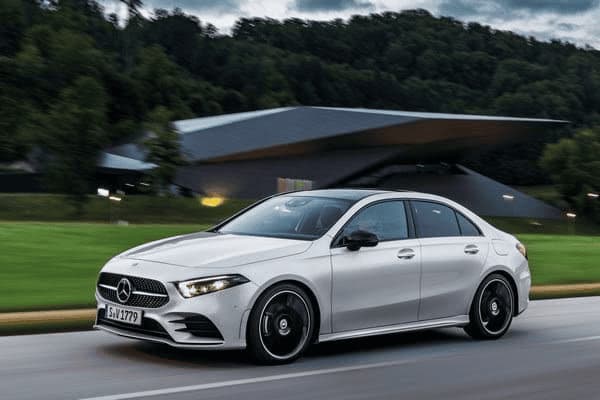 肚子热是发烧的症状吗女性，肚子热是发烧的症状吗女性吃什么药