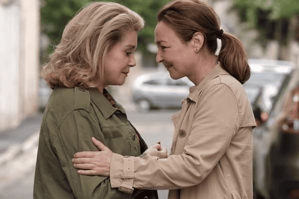 美国新冠肺炎用什么药，美国新冠肺炎用什么药治疗