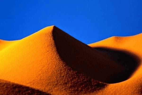 胃什么症状和心脏有关，胃与心脏有关系吗